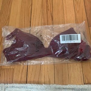 Victoria’s Secret Bra 34B NWT